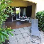 4 Personnes Avec Terrasse Au Golf De St Cyprien * Saint-Cyprien