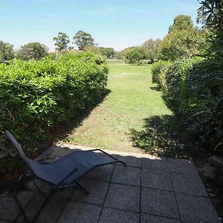 4 Personnes Avec Terrasse Au Golf De St Cyprien