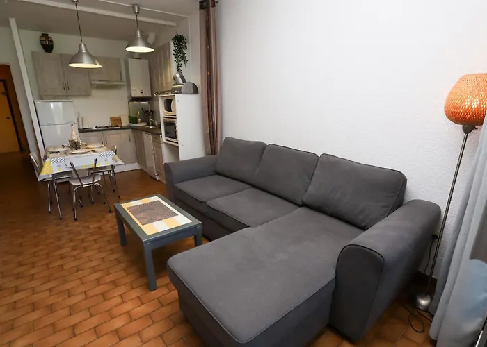 4 Personnes Avec Terrasse Au Golf De St Cyprien Saint-Cyprien (Pyrenees-Orientales)